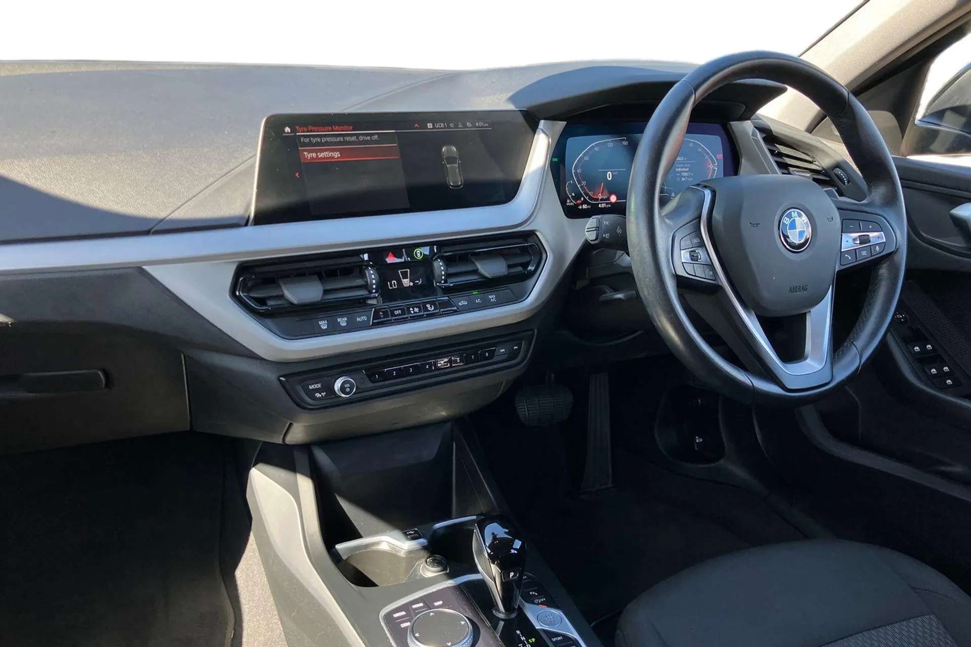2022 BMW 1 SERIES 2022 BMW 1 SERIES