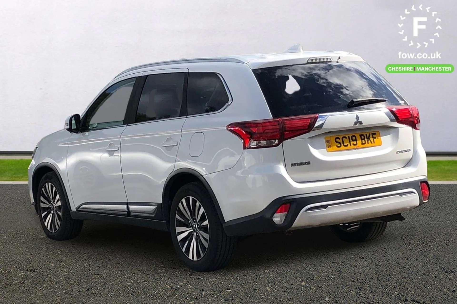 2019 MITSUBISHI OUTLANDER 2019 MITSUBISHI OUTLANDER