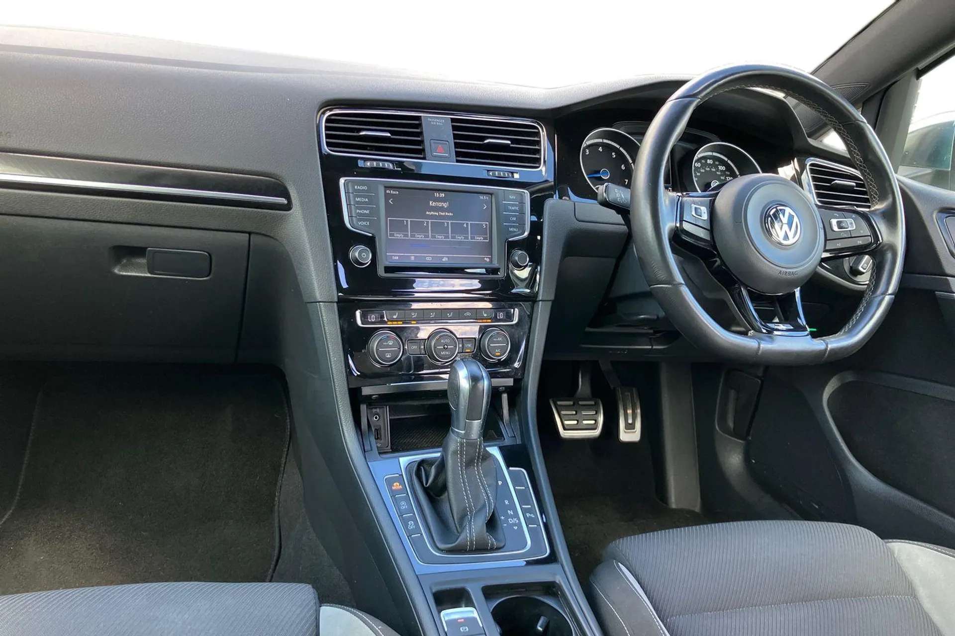 2016 VOLKSWAGEN GOLF 2016 VOLKSWAGEN GOLF