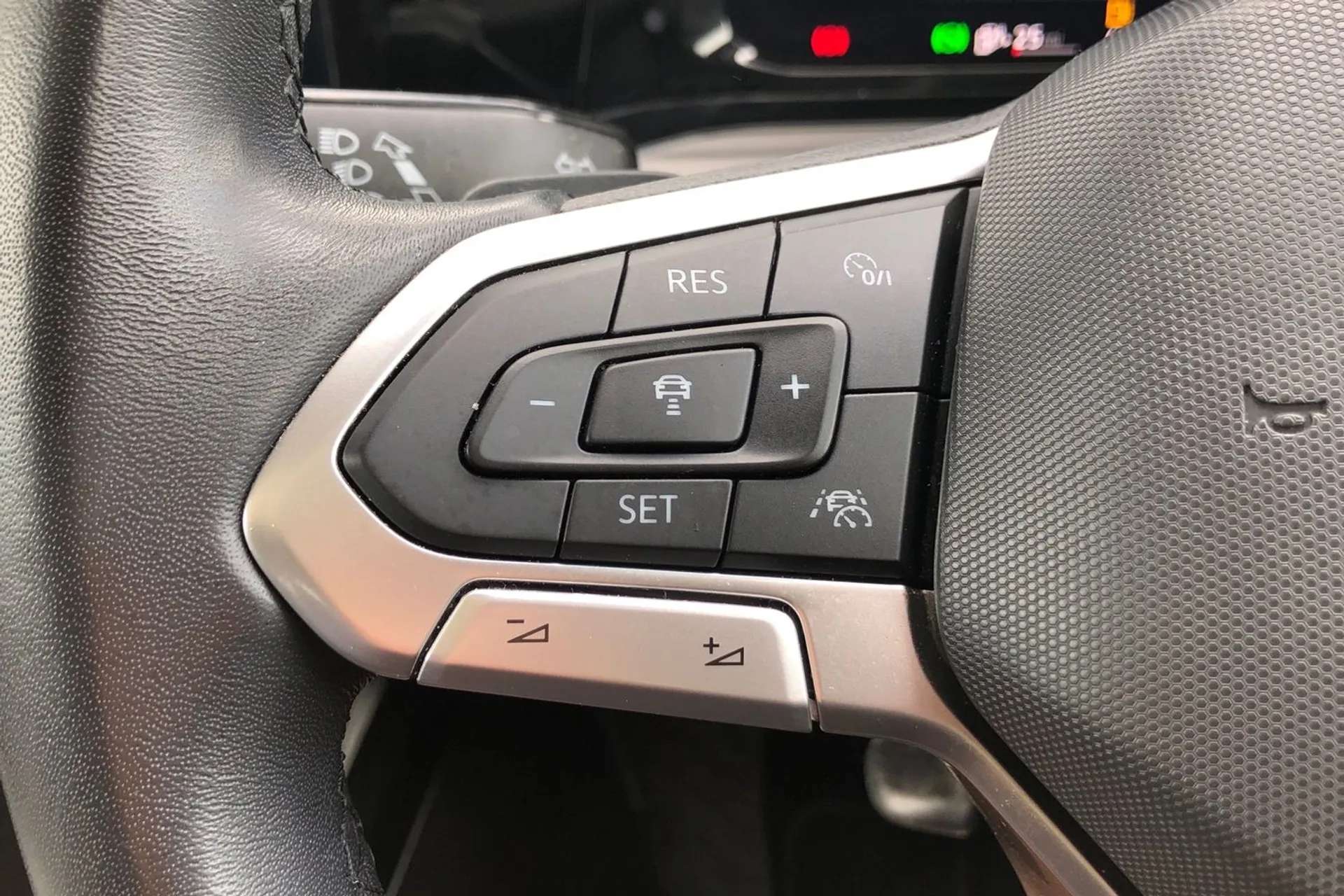 2024 VOLKSWAGEN GOLF 2024 VOLKSWAGEN GOLF