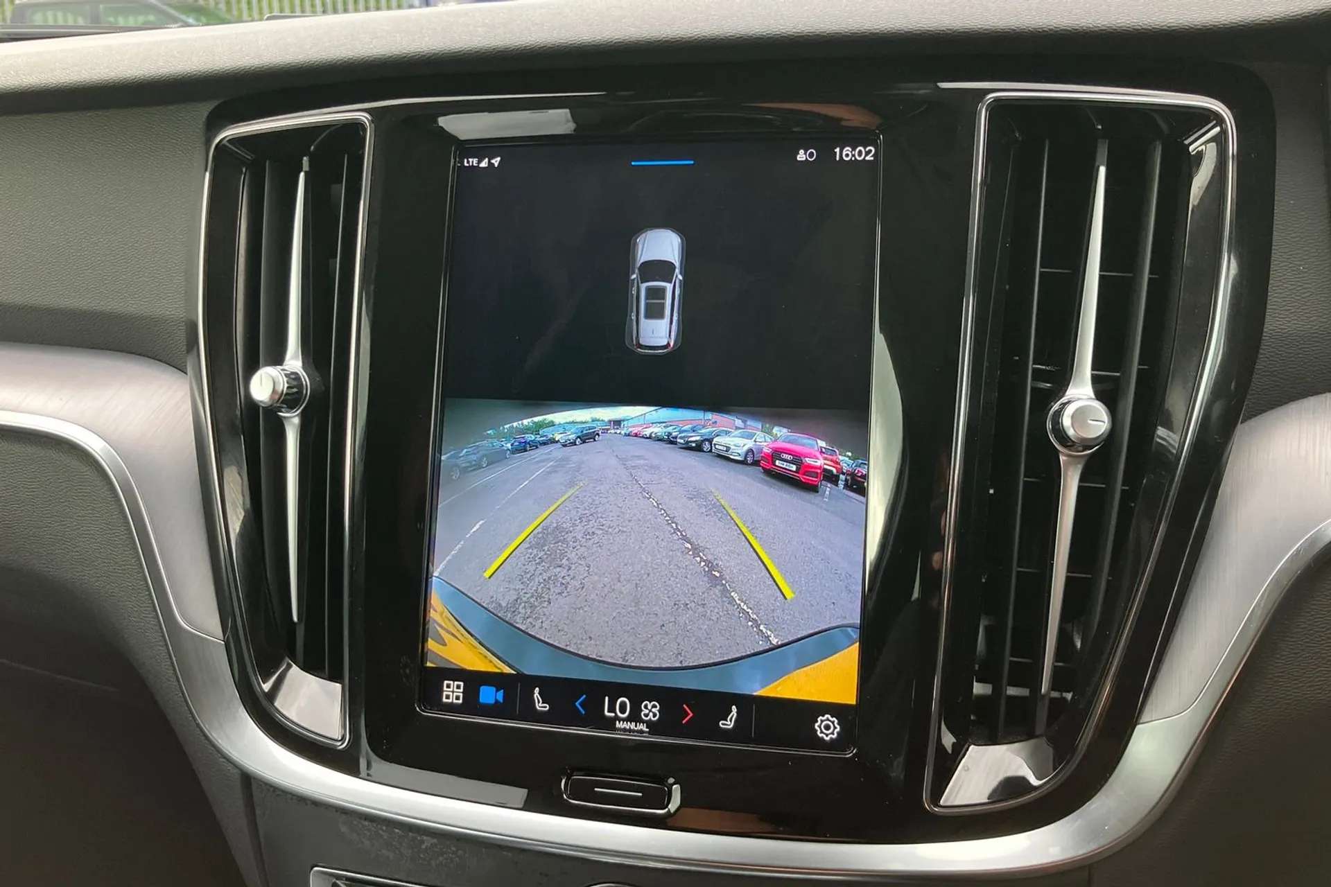 2023 VOLVO V60 2023 VOLVO V60