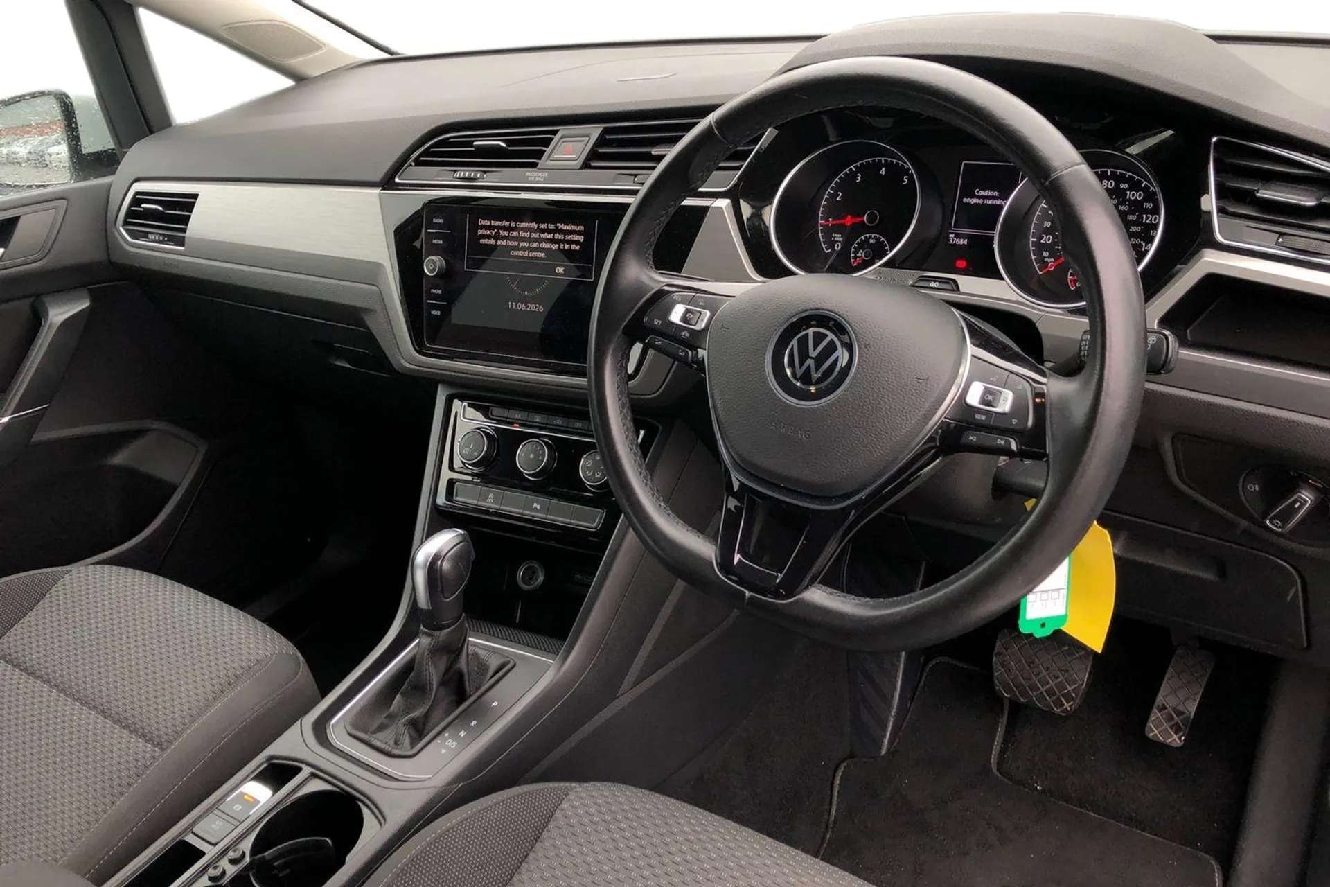 2021 VOLKSWAGEN TOURAN 2021 VOLKSWAGEN TOURAN