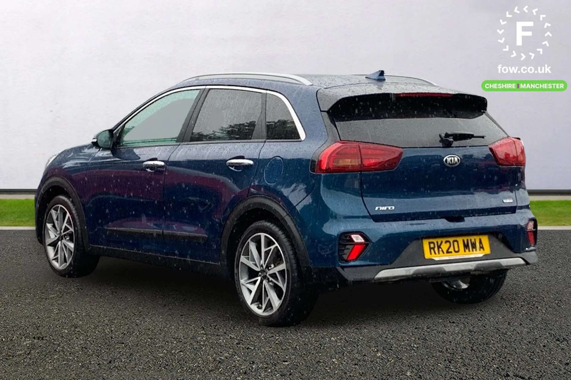A 2020 KIA NIRO 1.6 GDi Hybrid 4 5dr DCT [Reversing camera, Adaptive smart cruise control function (SCC) with stop and go, Blind spot monitoring with rear cross traff A 2020 KIA NIRO 1.6 GDi Hybrid 4 5dr DCT [Reversing camera, Adaptive smart cruise control function (SCC) with stop and go, Blind spot monitoring with rear cross traff