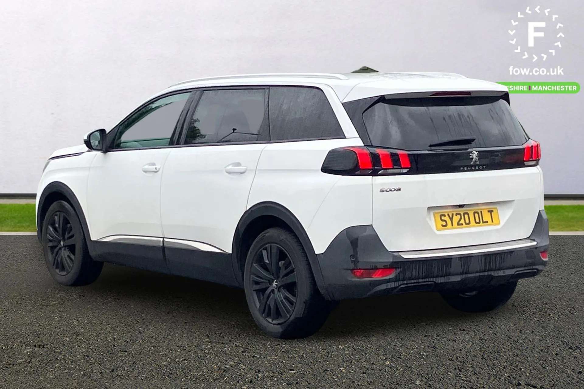 2020 PEUGEOT 5008 2020 PEUGEOT 5008