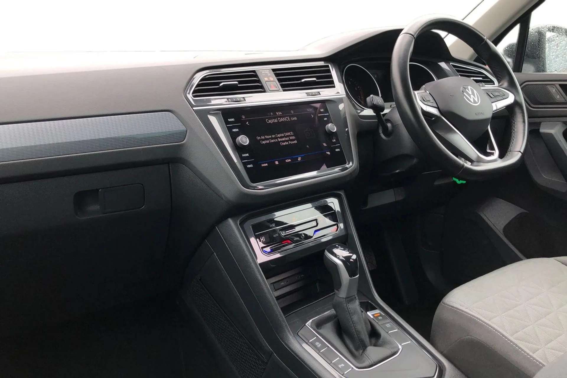 2022 VOLKSWAGEN TIGUAN 2022 VOLKSWAGEN TIGUAN