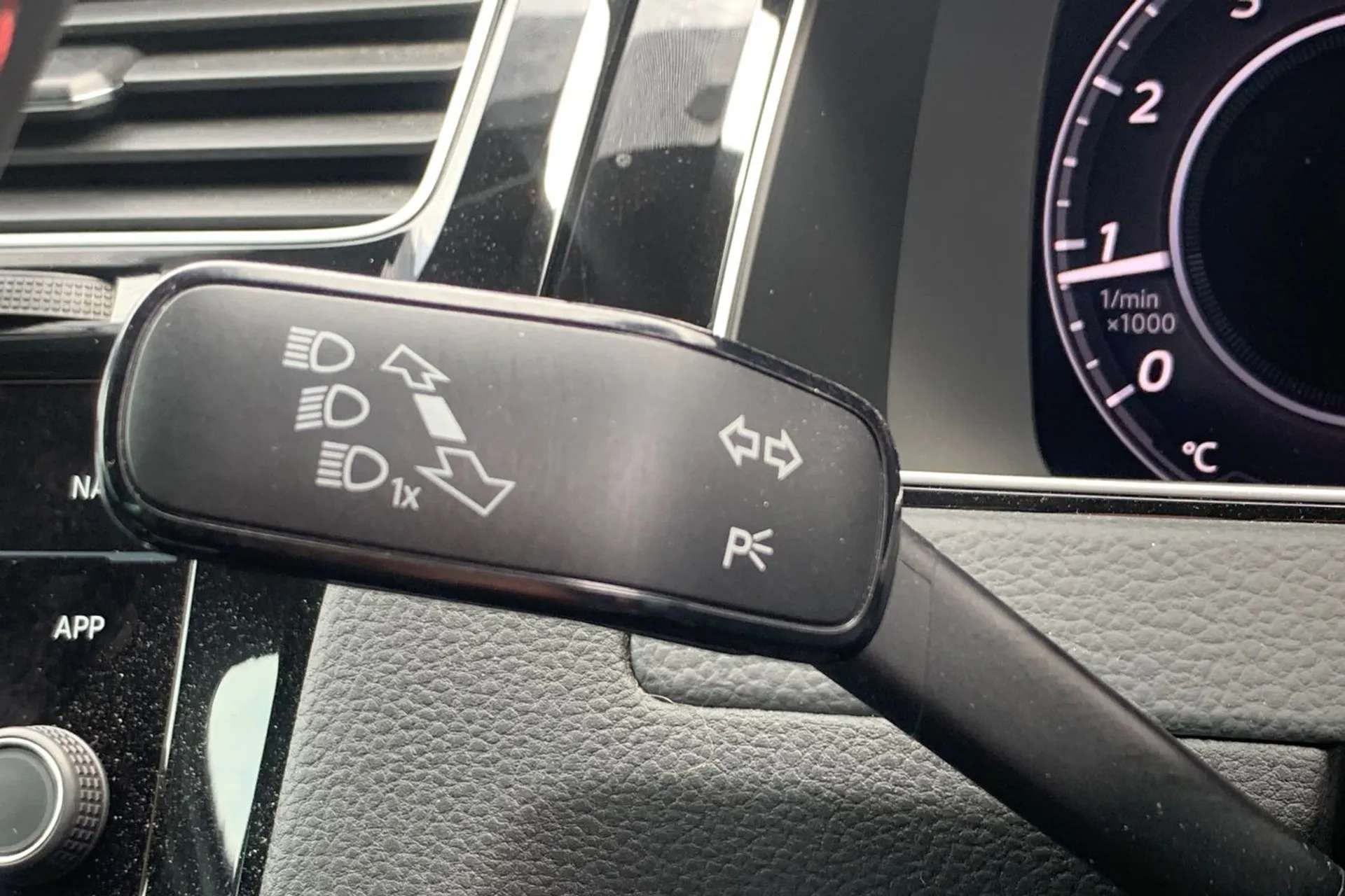 2018 VOLKSWAGEN GOLF 2018 VOLKSWAGEN GOLF