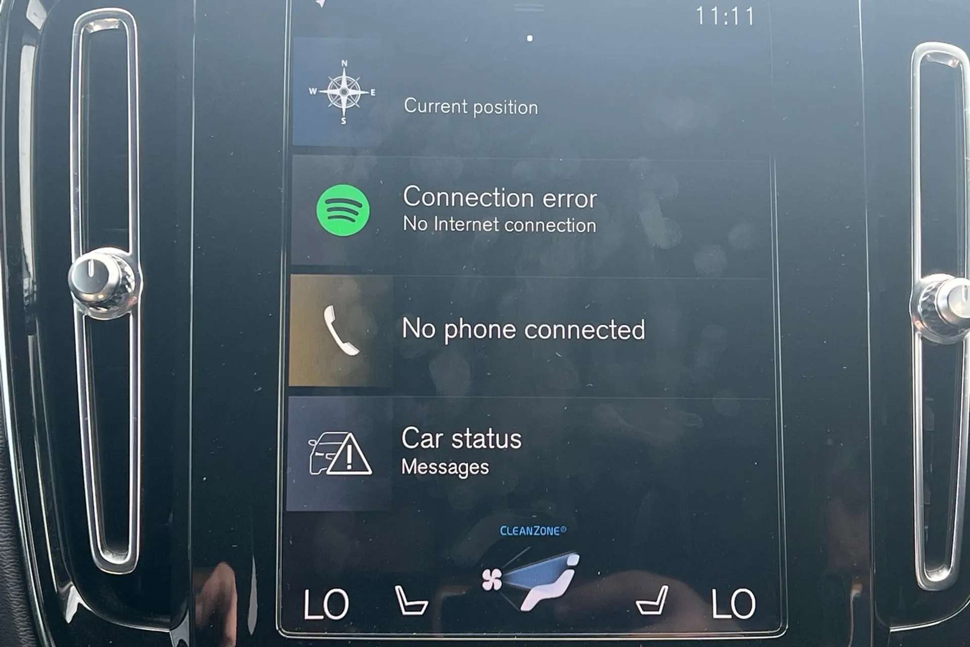 2020 VOLVO XC40 2020 VOLVO XC40