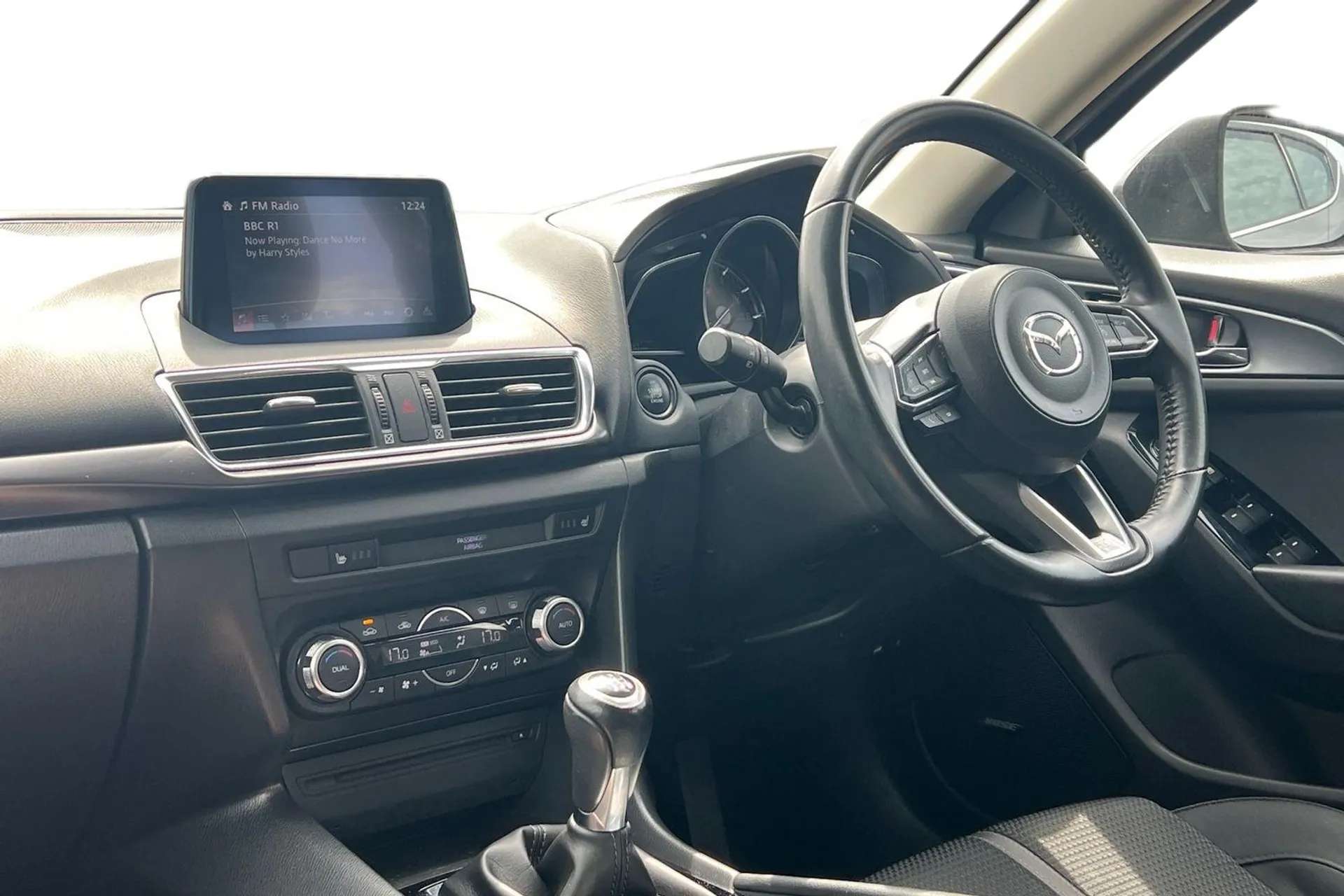 2017 MAZDA MAZDA3 2017 MAZDA MAZDA3