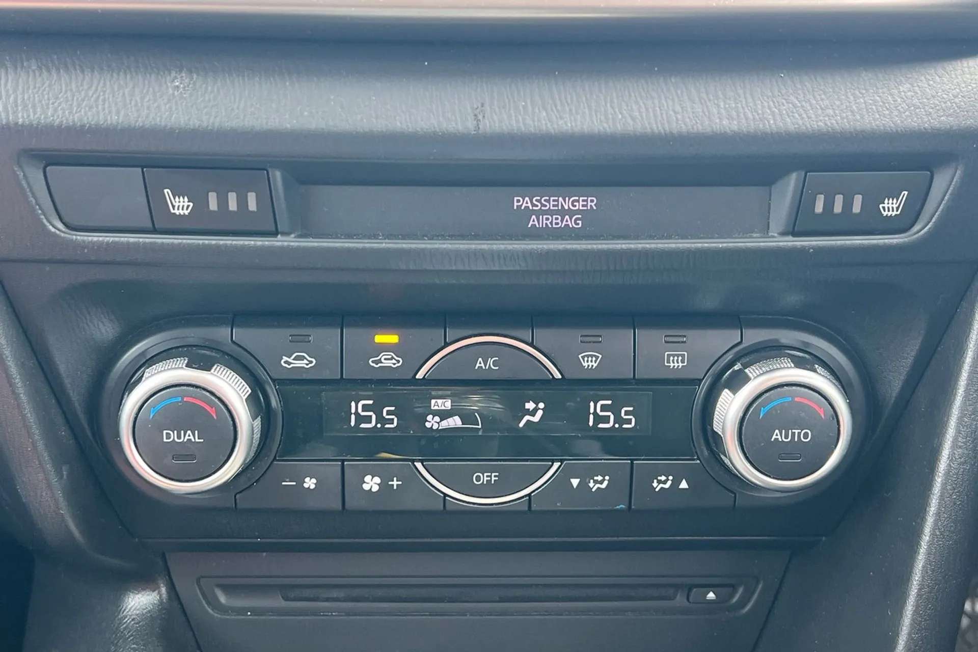2017 MAZDA MAZDA3 2017 MAZDA MAZDA3