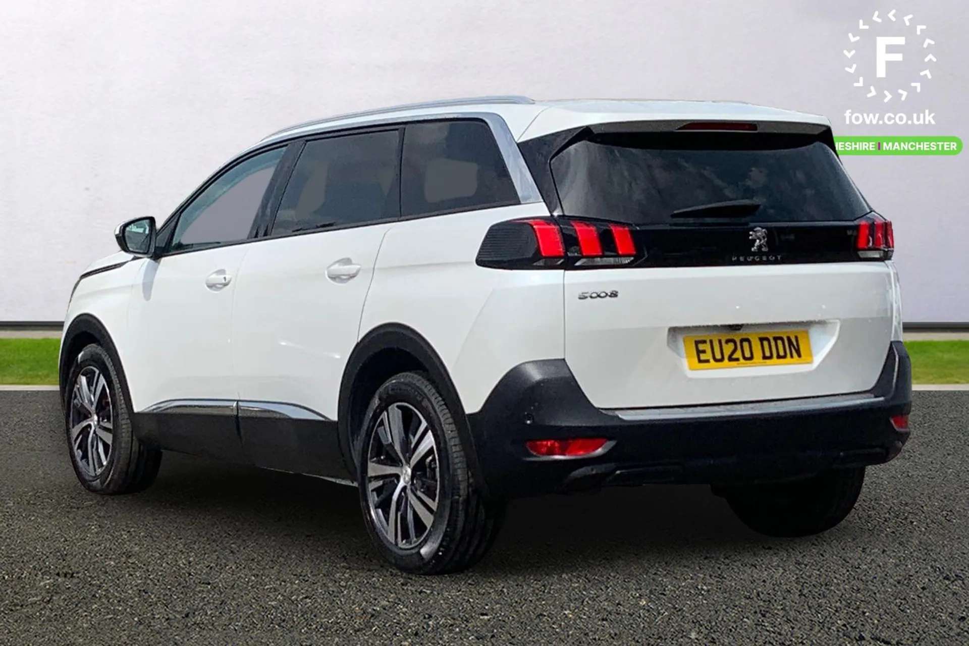 2020 PEUGEOT 5008 2020 PEUGEOT 5008
