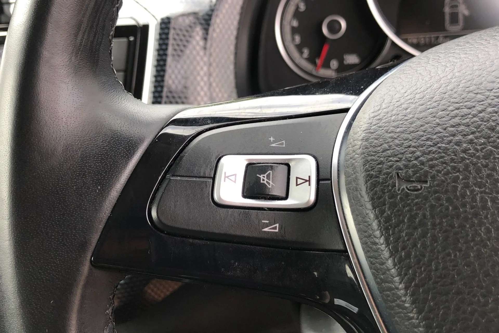 2022 VOLKSWAGEN UP 2022 VOLKSWAGEN UP