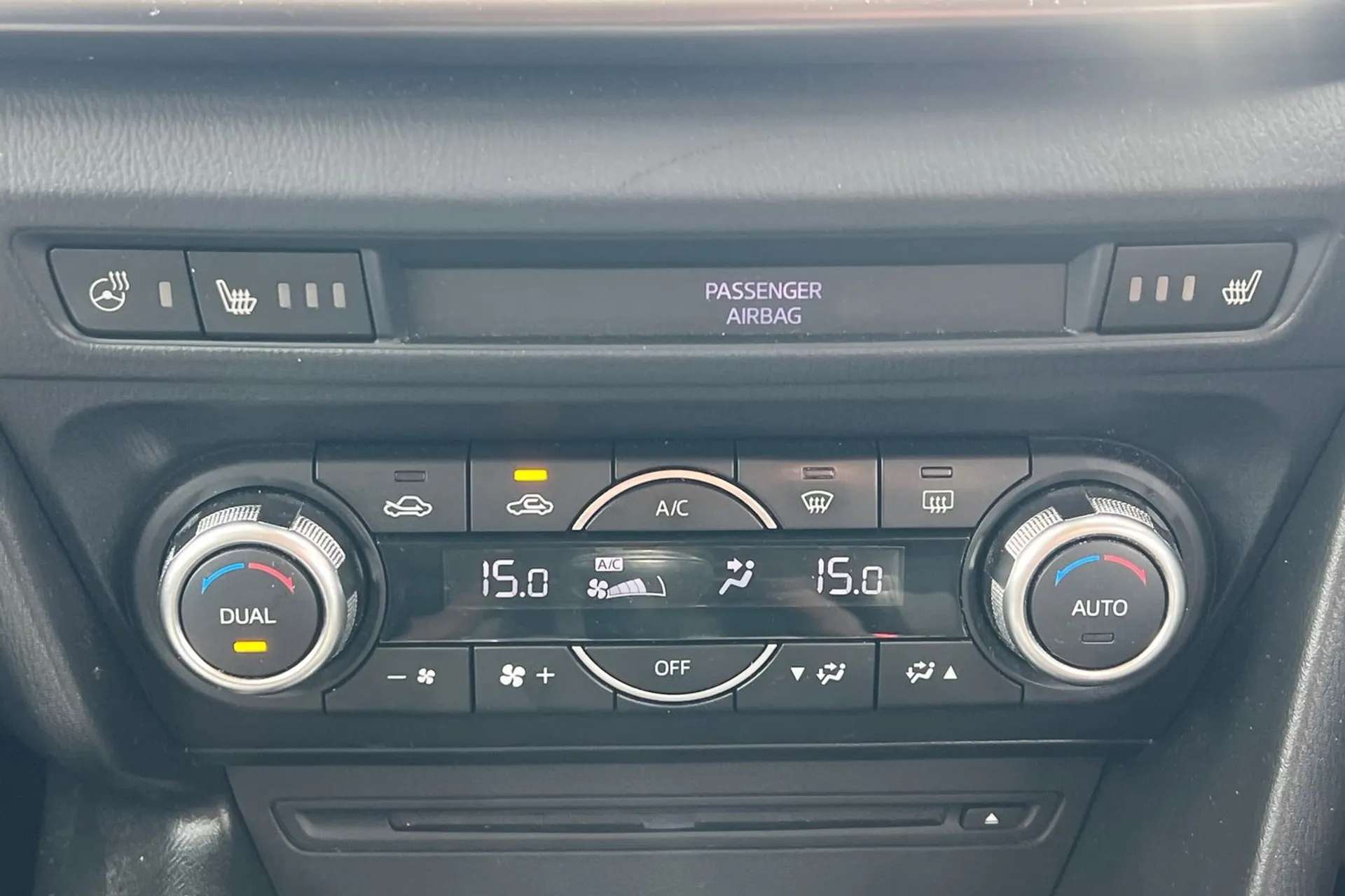 2017 MAZDA MAZDA3 2017 MAZDA MAZDA3