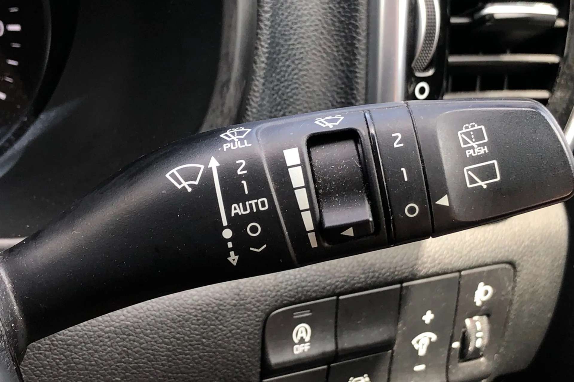 2019 KIA SPORTAGE 2019 KIA SPORTAGE