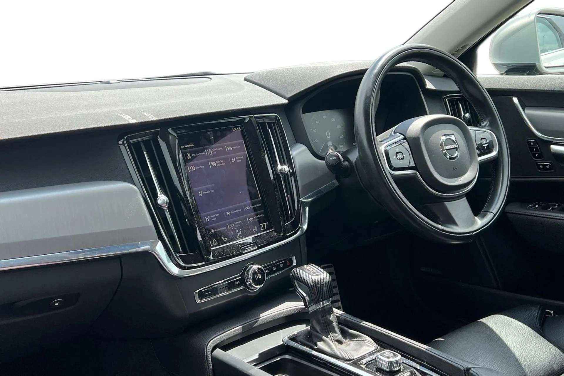 2017 VOLVO S90 2017 VOLVO S90
