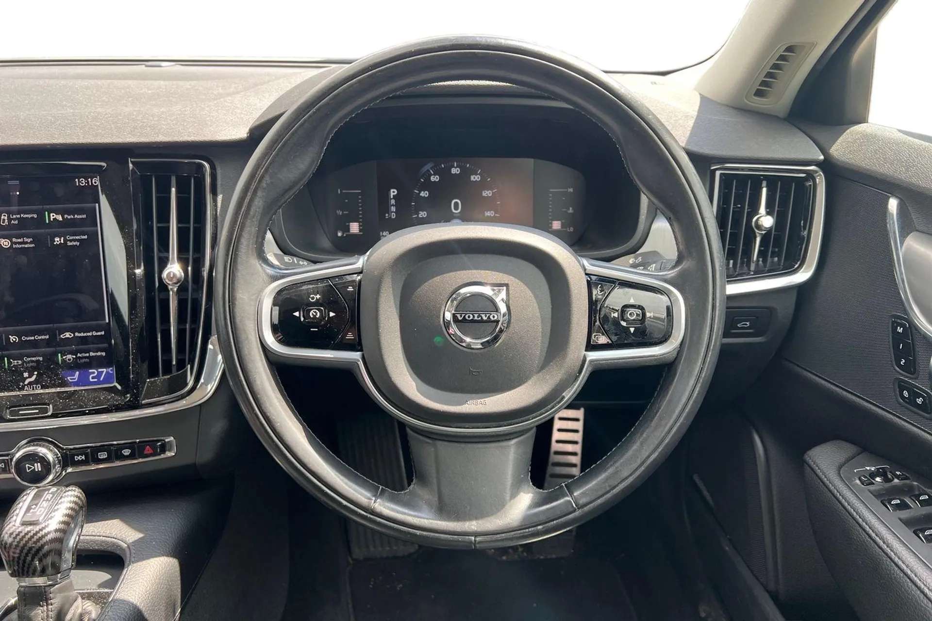 2017 VOLVO S90 2017 VOLVO S90