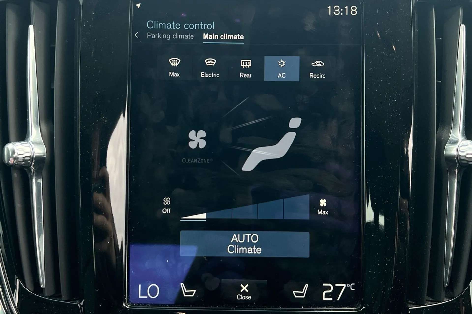 2017 VOLVO S90 2017 VOLVO S90