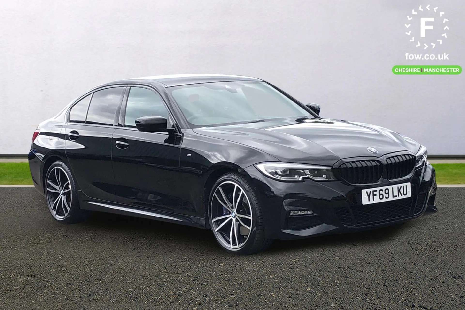 A 2019 BMW 3 SERIES 320i xDrive M Sport 4dr Step Auto [ M Aerodynamics pack, Connected pack professional, Sun Protection Glazing, 19in Alloy Wheels - M Light Double Spoke A 2019 BMW 3 SERIES 320i xDrive M Sport 4dr Step Auto [ M Aerodynamics pack, Connected pack professional, Sun Protection Glazing, 19in Alloy Wheels - M Light Double Spoke