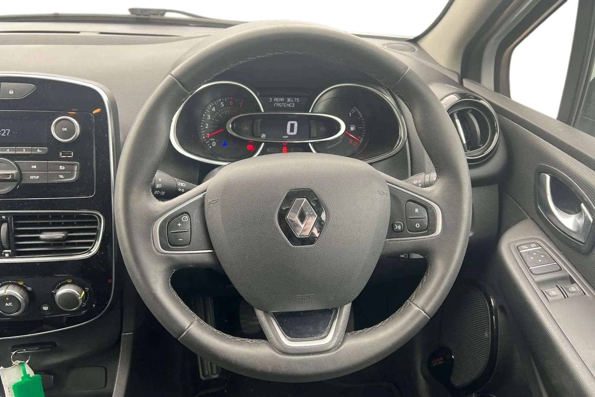 2019 RENAULT CLIO 2019 RENAULT CLIO