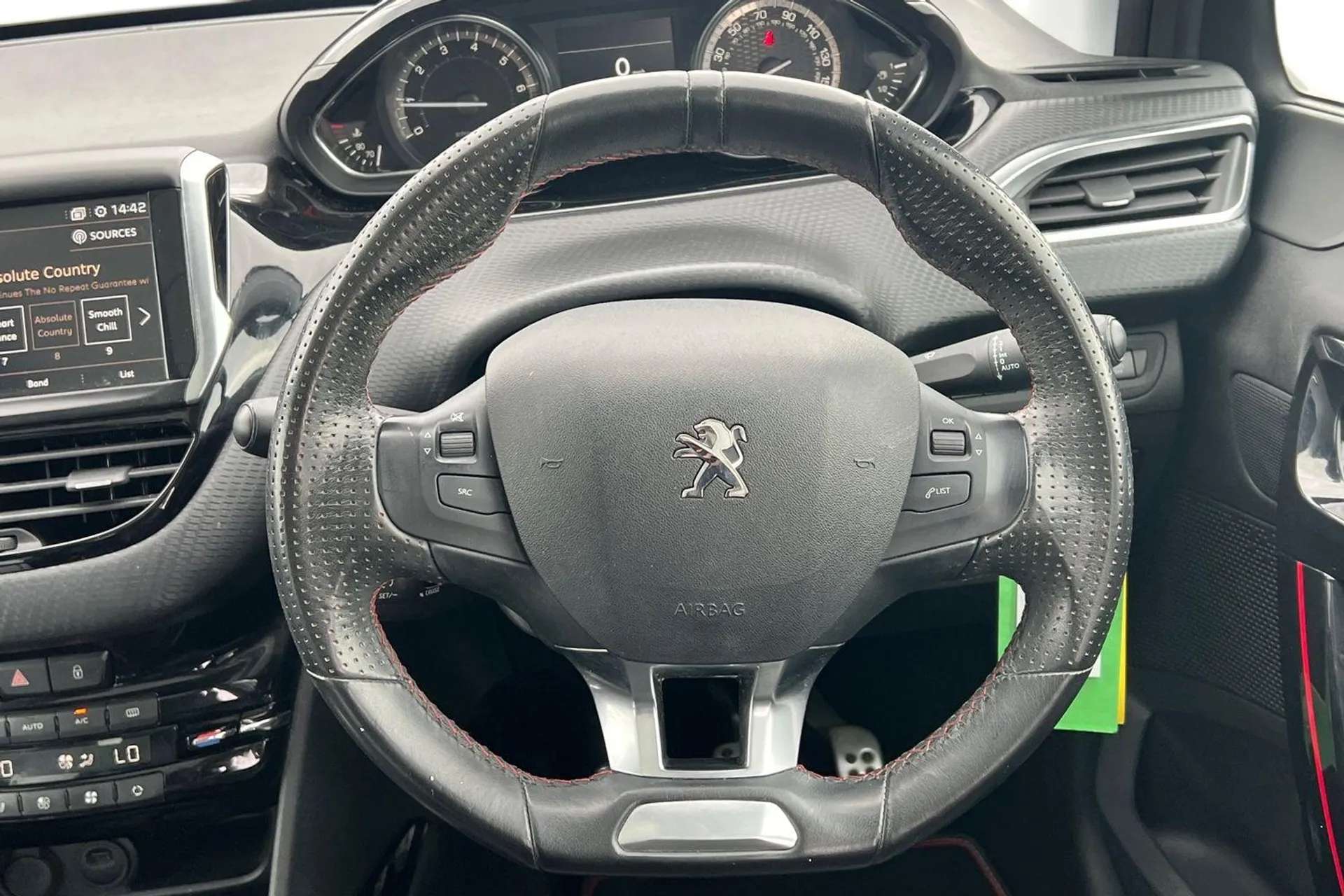 2019 PEUGEOT 2008 2019 PEUGEOT 2008