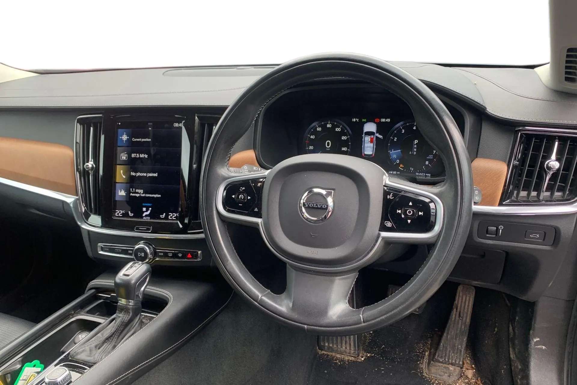 A 2020 VOLVO V90 2.0 T4 Inscription Plus 5dr Geartronic [Handsfree bootlid opening/closing, Intellisafe Assist (Pilot Assist and Adaptive Cruise Control), Active bendi A 2020 VOLVO V90 2.0 T4 Inscription Plus 5dr Geartronic [Handsfree bootlid opening/closing, Intellisafe Assist (Pilot Assist and Adaptive Cruise Control), Active bendi