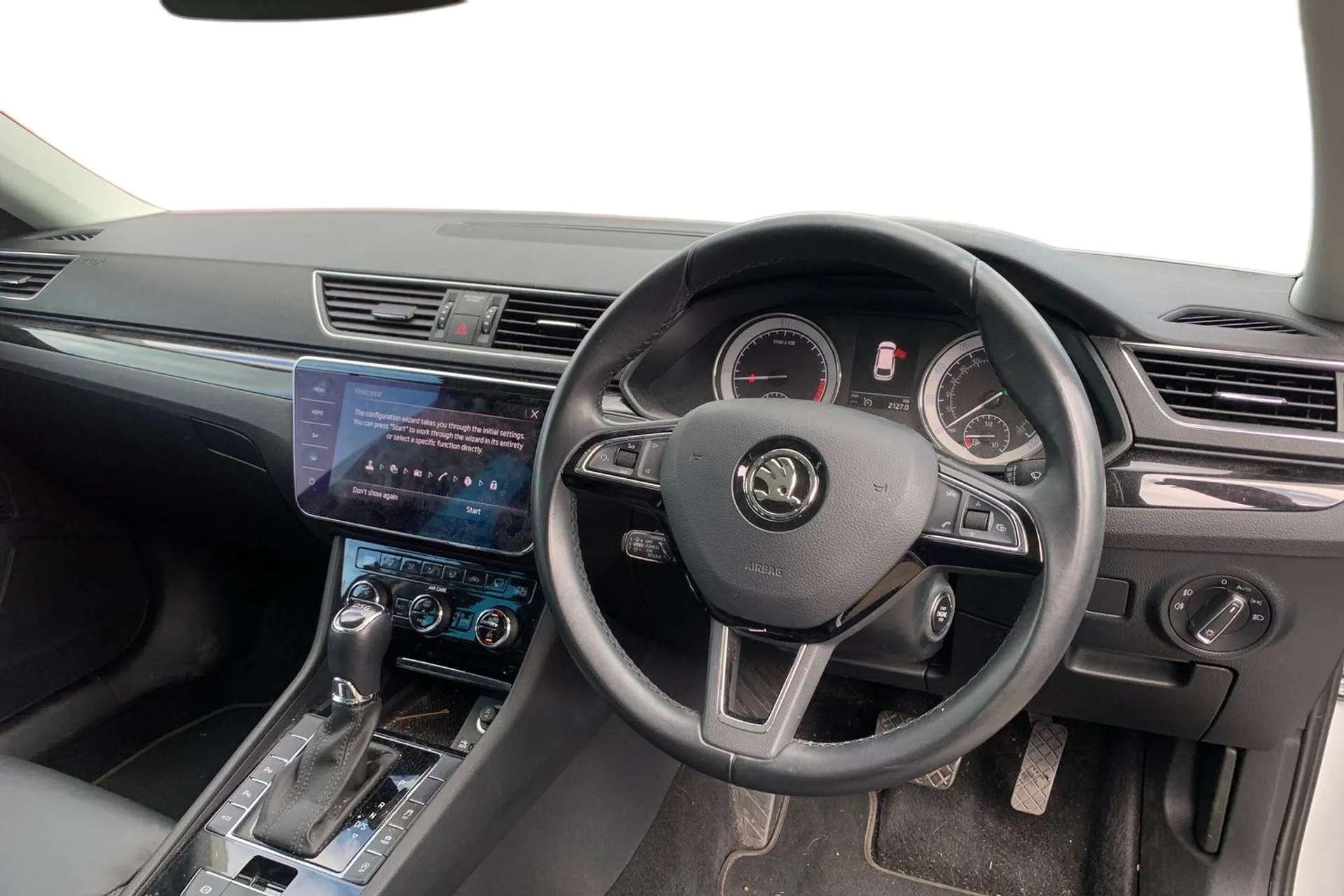 2017 SKODA SUPERB 2017 SKODA SUPERB