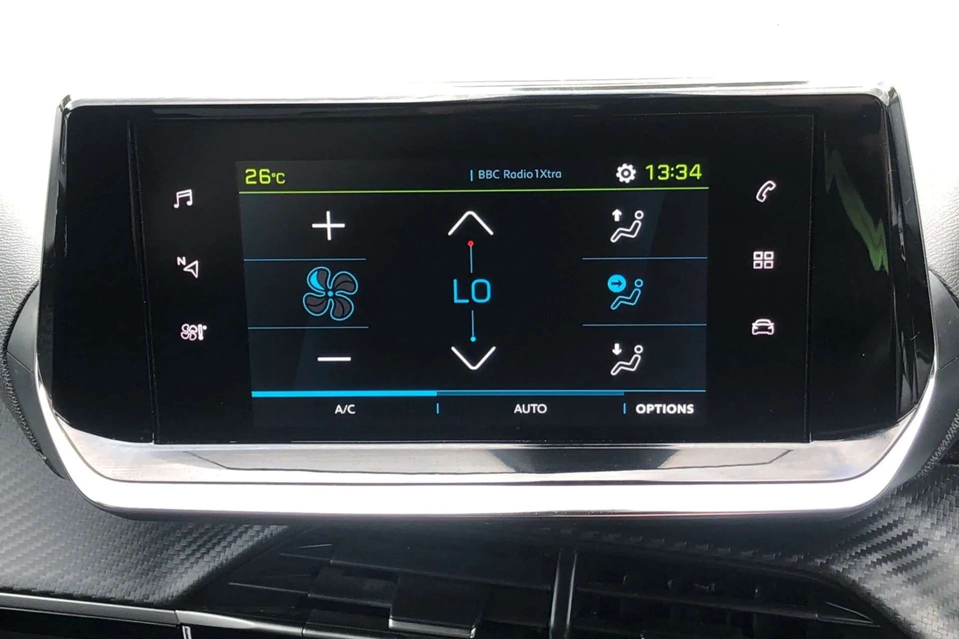 2022 PEUGEOT 2008 2022 PEUGEOT 2008