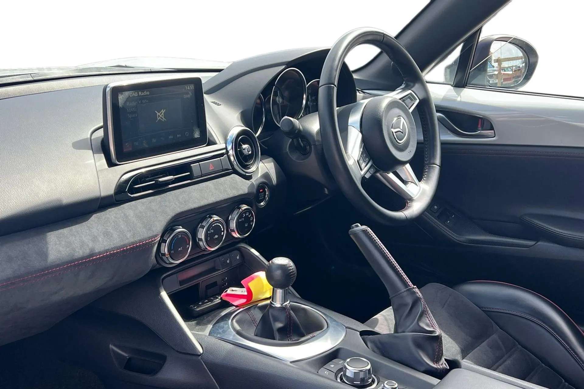 2016 MAZDA MX-5 2016 MAZDA MX-5