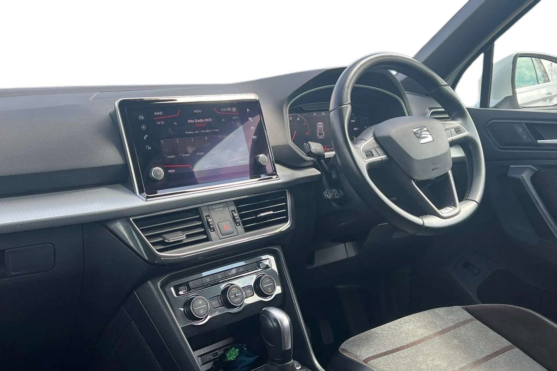A 2020 SEAT TARRACO 1.5 EcoTSI Xcellence 5dr DSG [ LED daytime running lights, 10.25" digital cockpit, Self parking functionality (includes front and rear parking sensors A 2020 SEAT TARRACO 1.5 EcoTSI Xcellence 5dr DSG [ LED daytime running lights, 10.25" digital cockpit, Self parking functionality (includes front and rear parking sensors