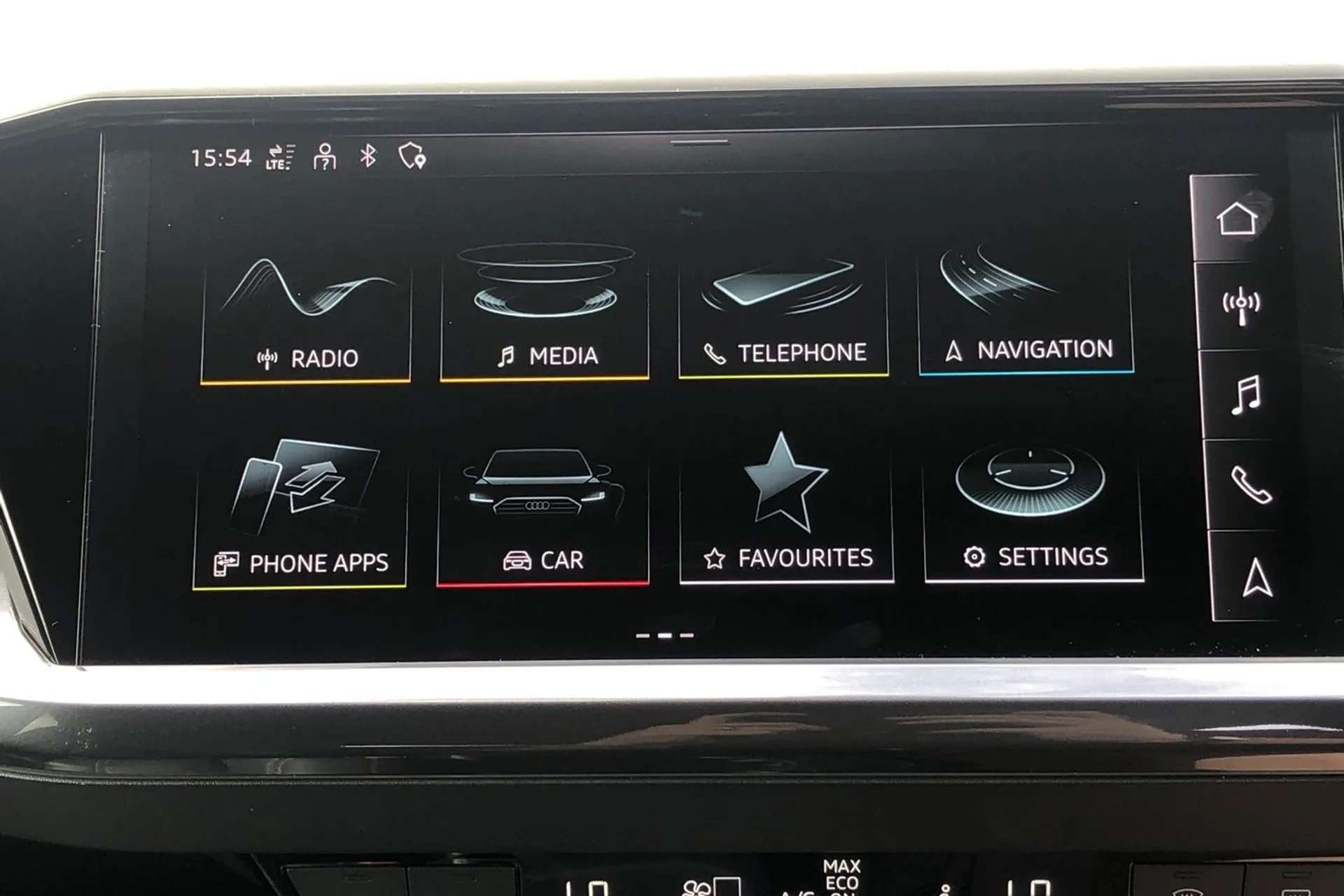 2023 AUDI Q4 2023 AUDI Q4