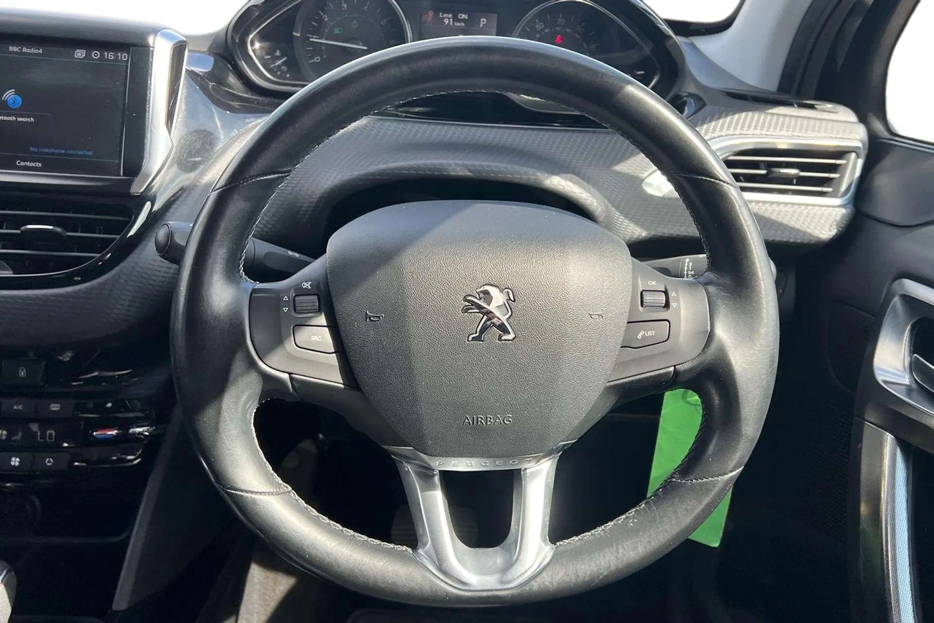 2017 PEUGEOT 2008 2017 PEUGEOT 2008