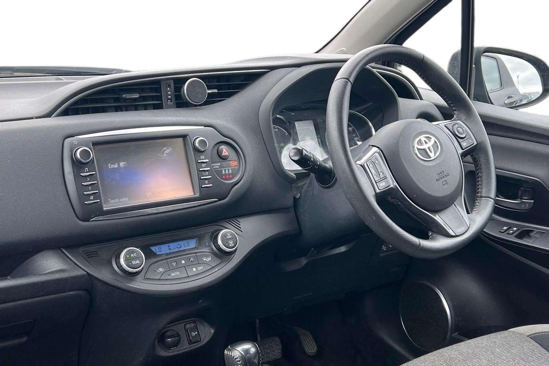 2020 TOYOTA YARIS 2020 TOYOTA YARIS