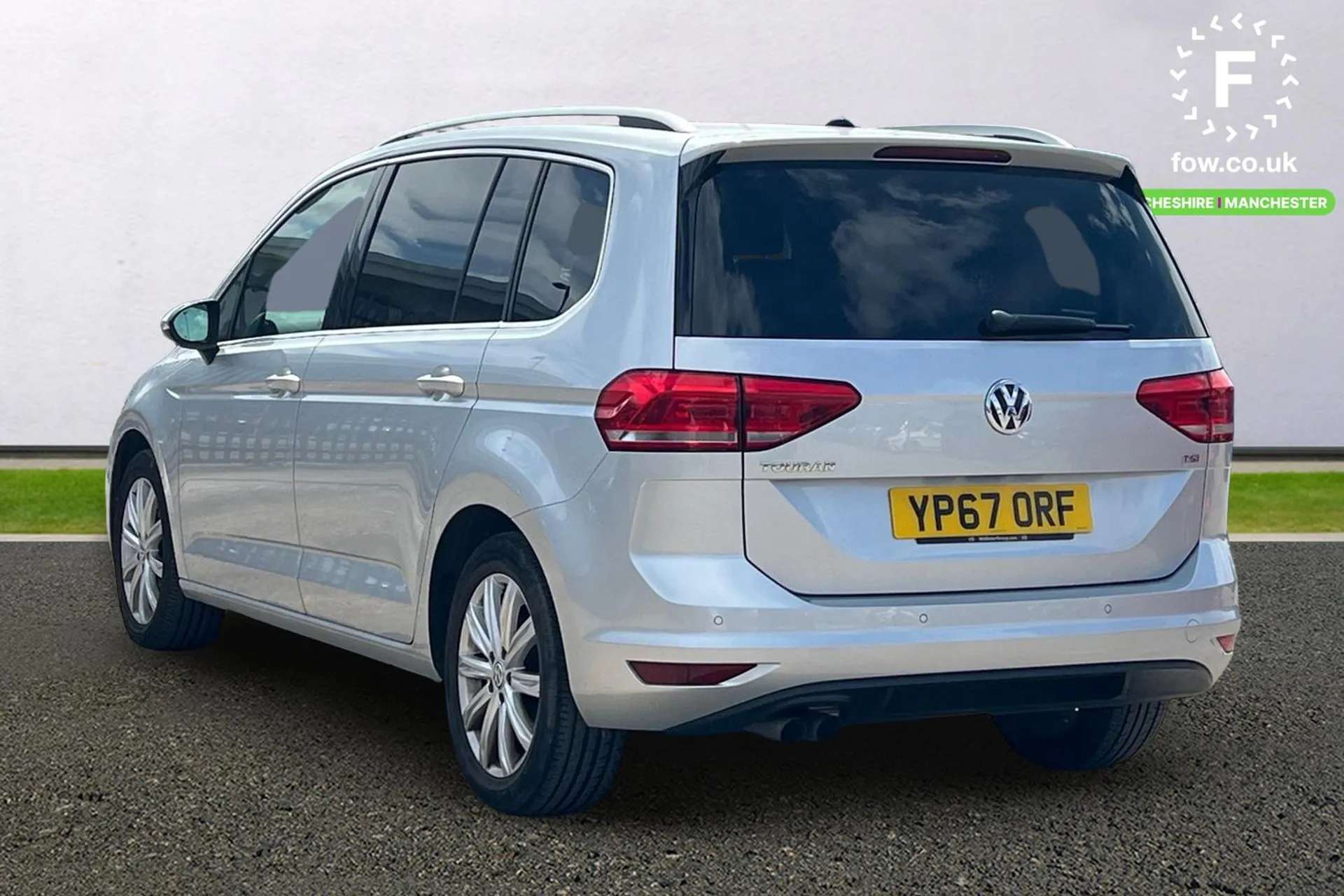 2017 VOLKSWAGEN TOURAN 2017 VOLKSWAGEN TOURAN