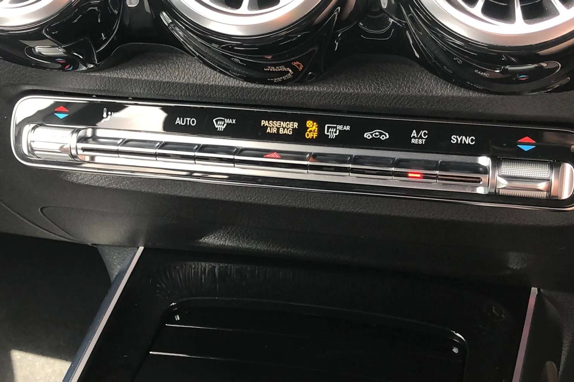 2020 MERCEDES-BENZ GLB 2020 MERCEDES-BENZ GLB
