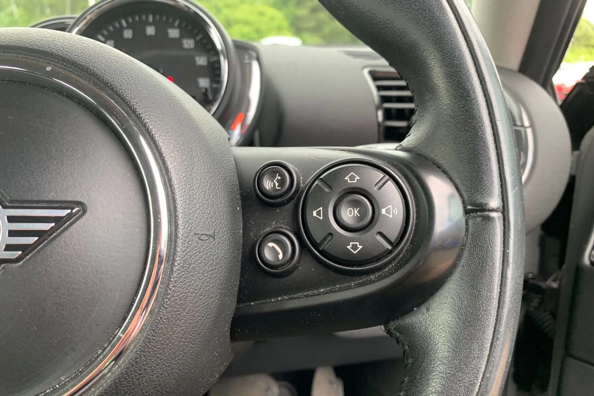2018 MINI CLUBMAN 2018 MINI CLUBMAN