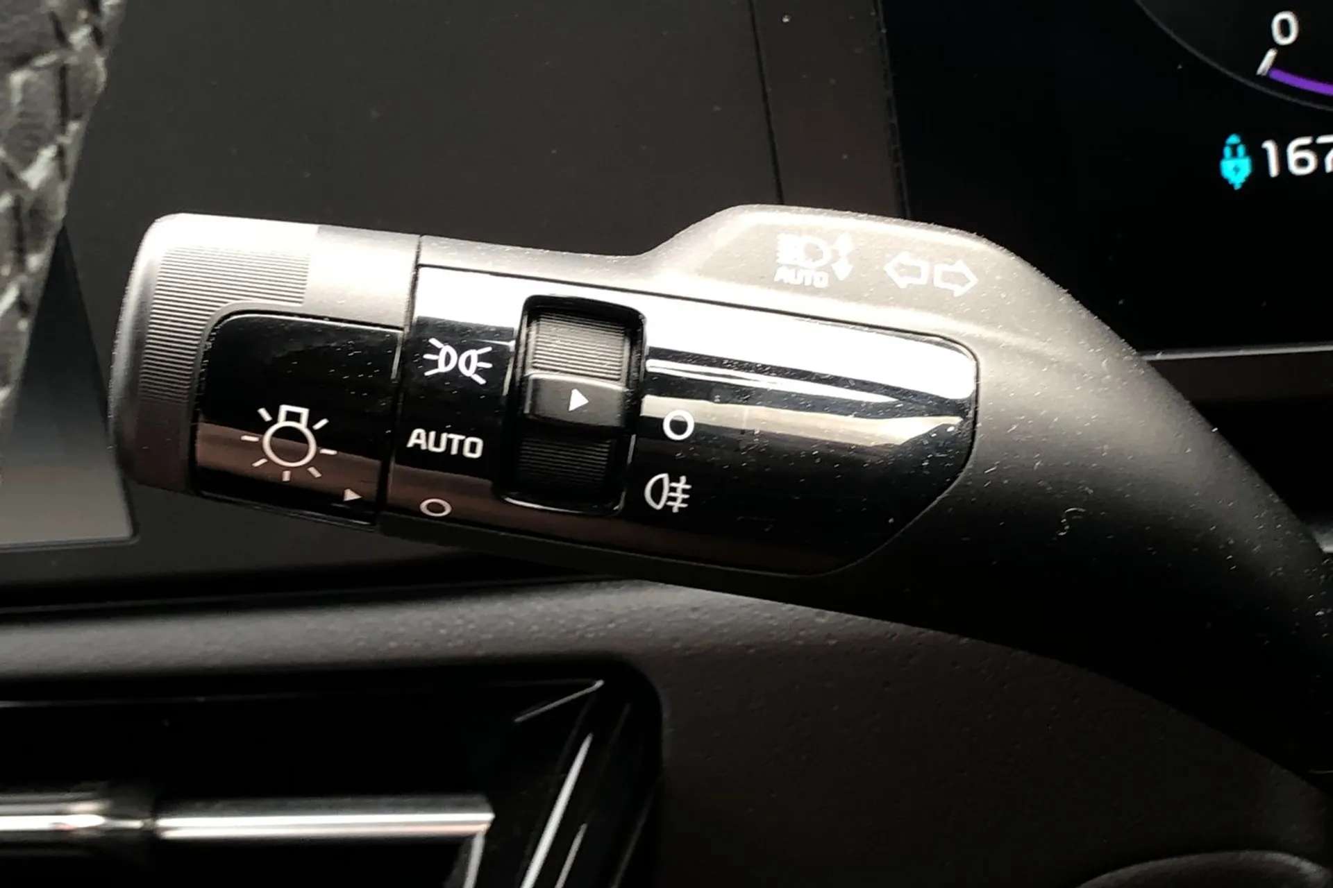 2023 KIA NIRO 2023 KIA NIRO