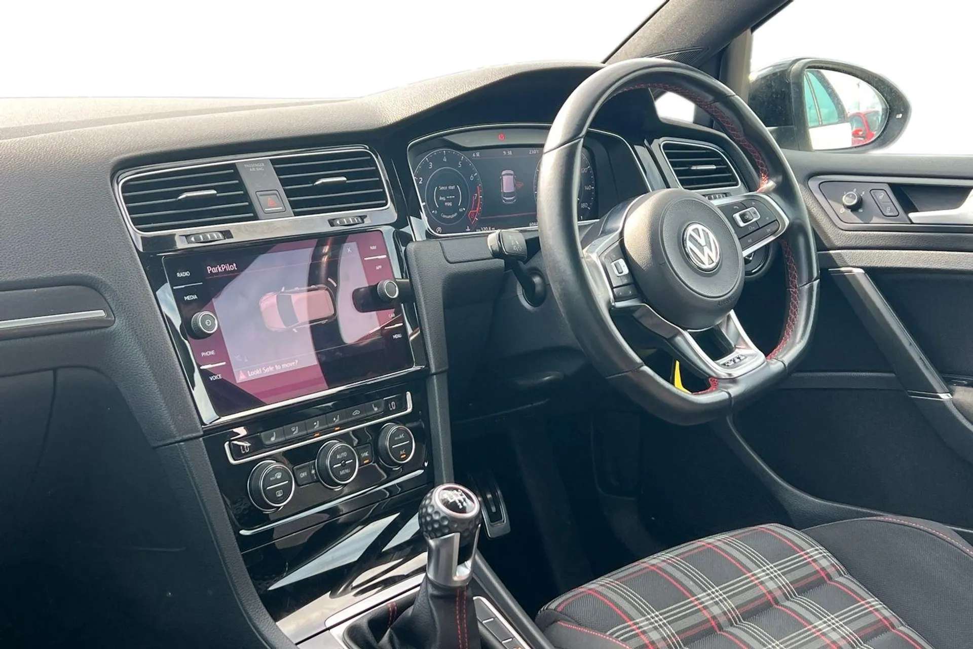 2017 VOLKSWAGEN GOLF 2017 VOLKSWAGEN GOLF