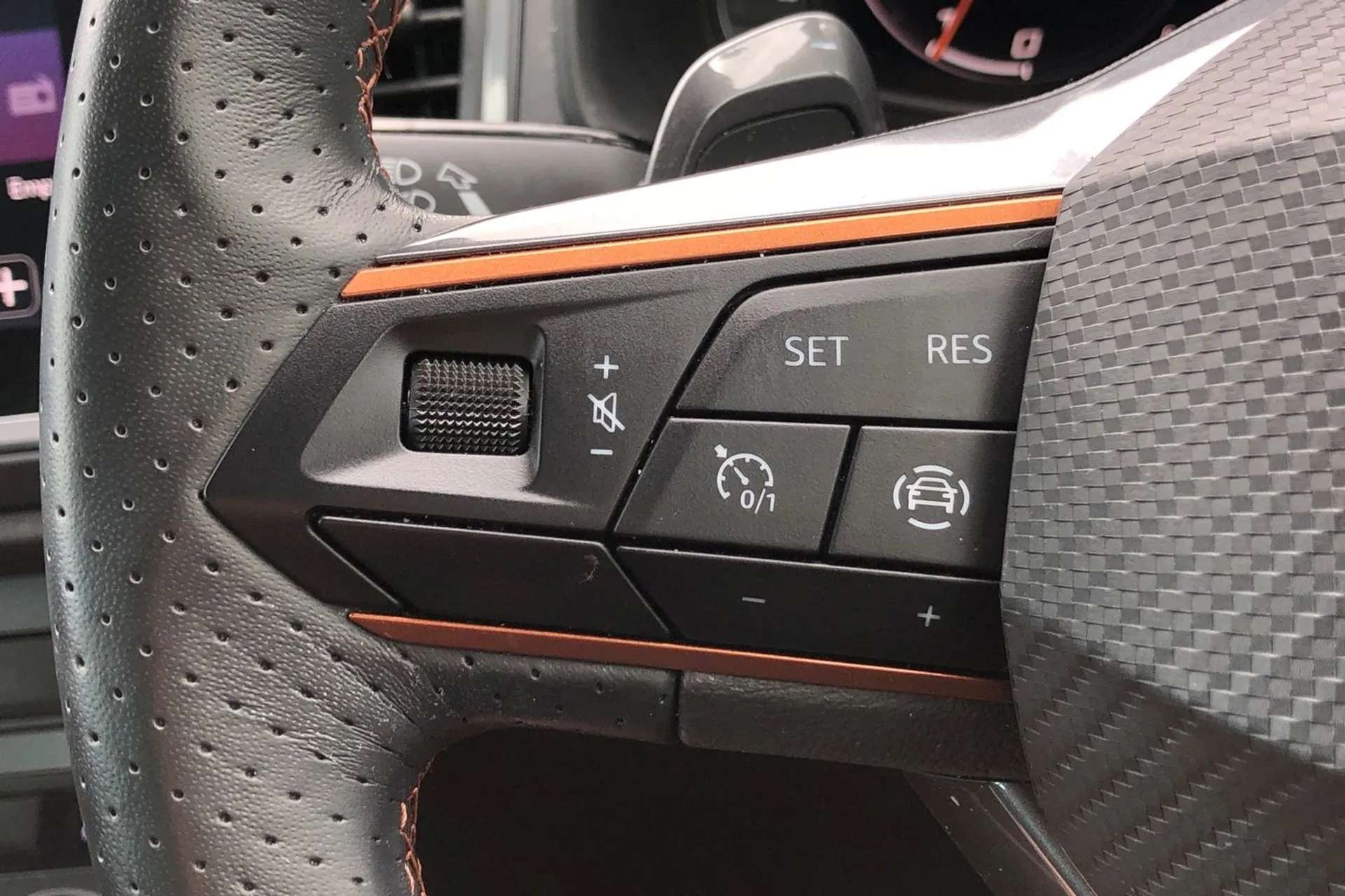 0 CUPRA ATECA 0 CUPRA ATECA