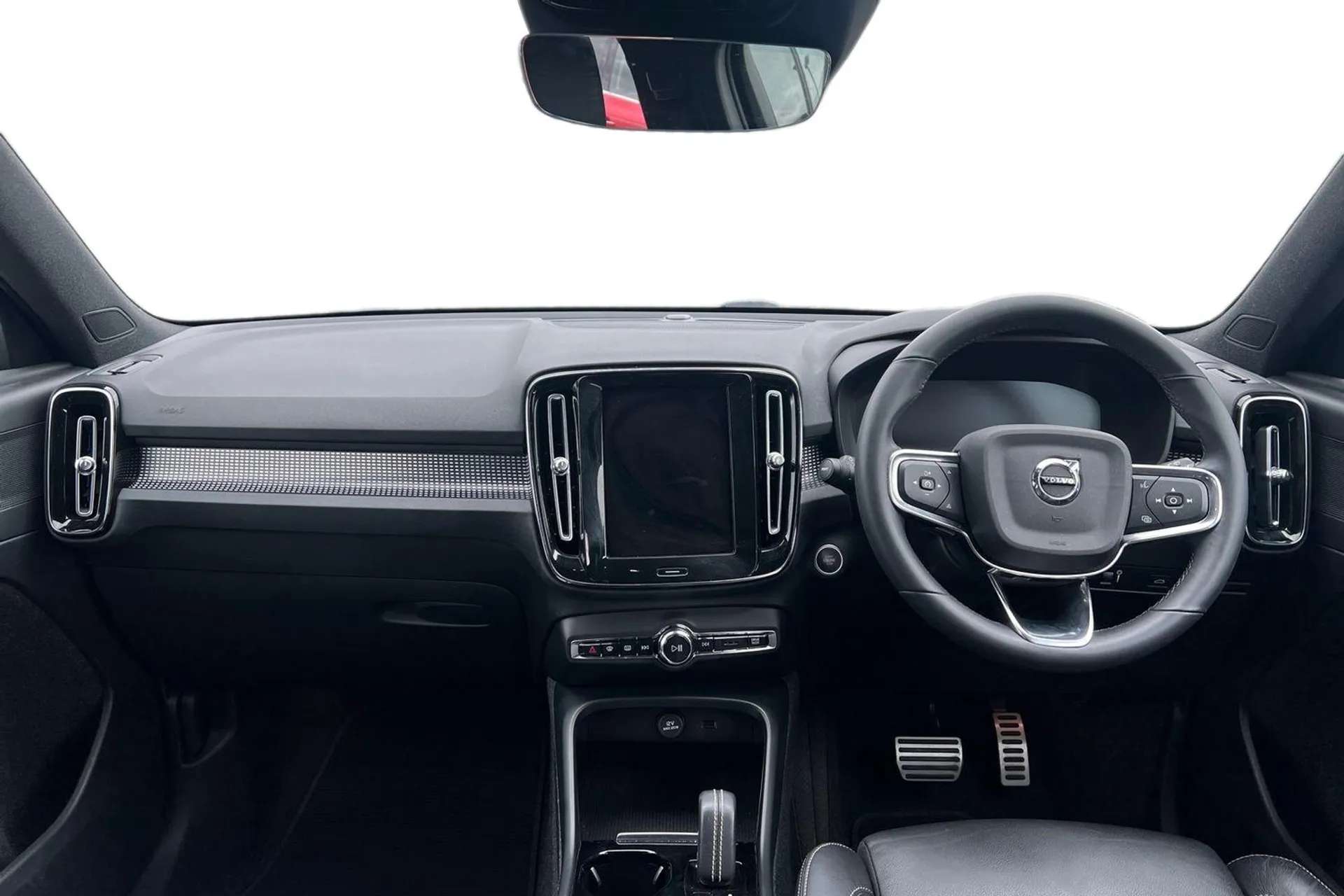 A 2021 VOLVO XC40 2.0 B4P R DESIGN Pro 5dr Auto [ LED Headlights + Active high beam, 12.3" Active TFT crystal driver's instrument display, Lane keep assist with driver A 2021 VOLVO XC40 2.0 B4P R DESIGN Pro 5dr Auto [ LED Headlights + Active high beam, 12.3" Active TFT crystal driver's instrument display, Lane keep assist with driver