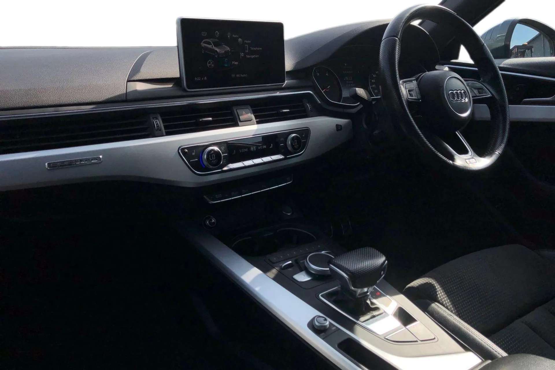 2017 AUDI A4 2017 AUDI A4