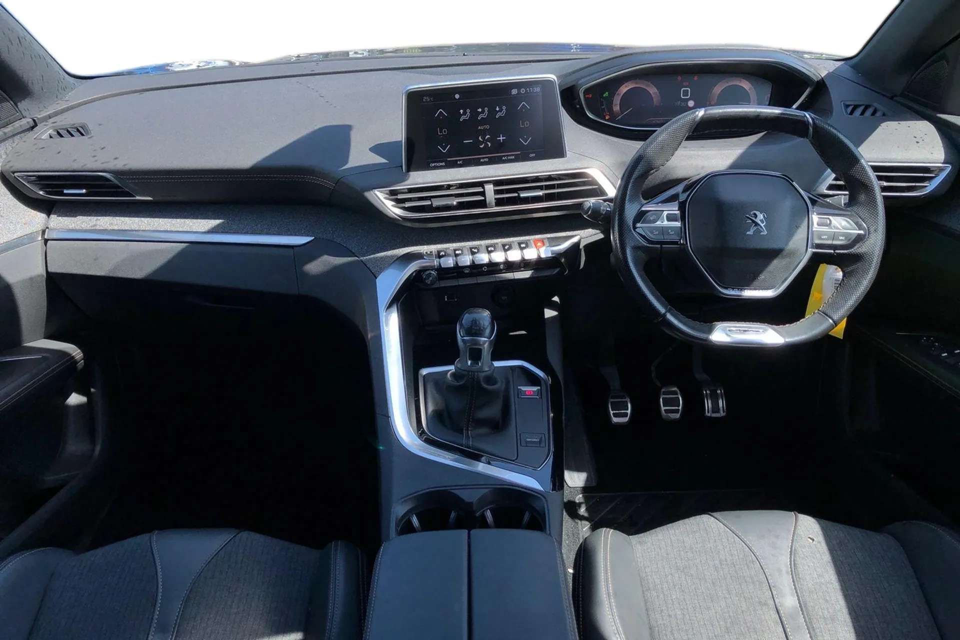 2018 PEUGEOT 3008 2018 PEUGEOT 3008