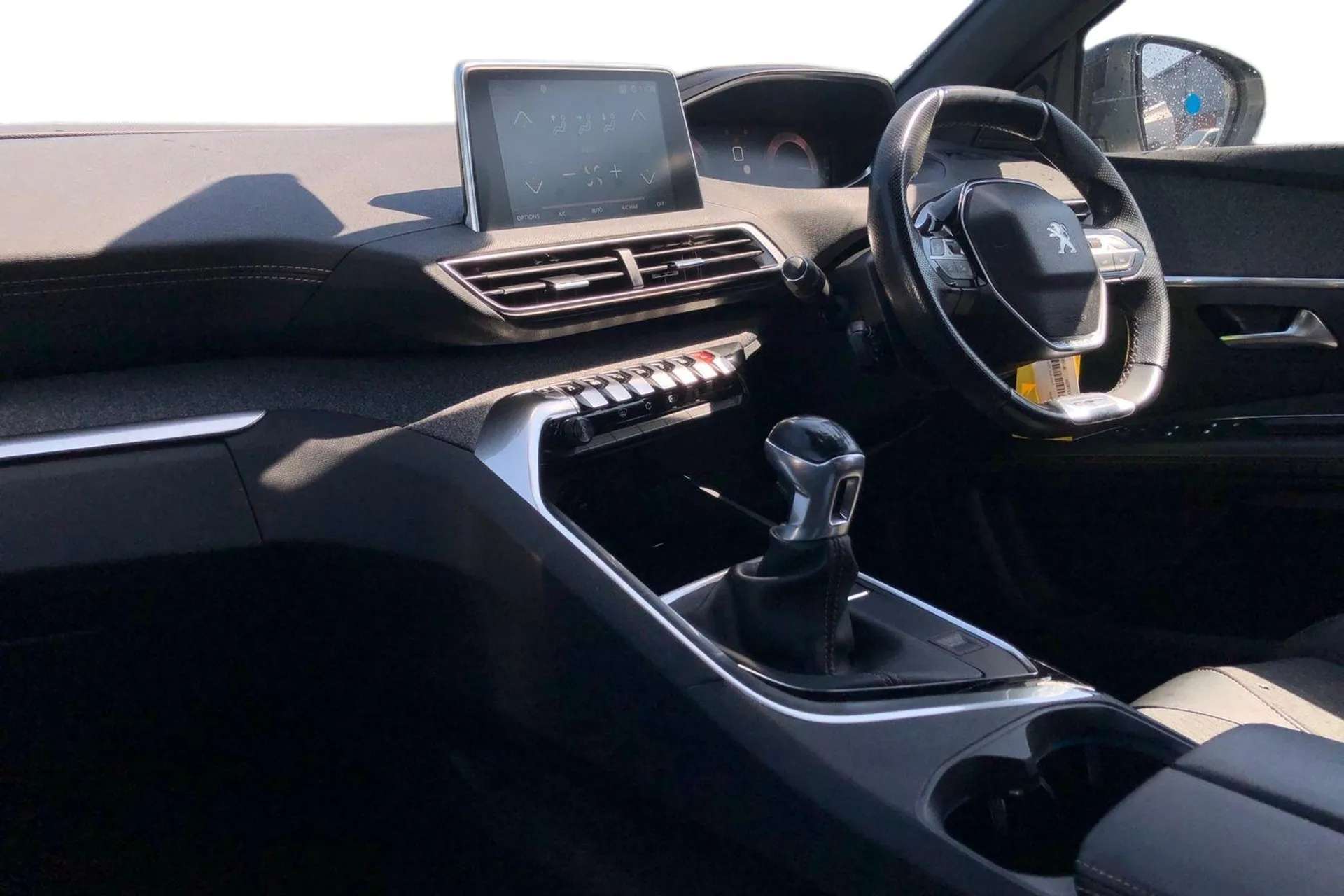 2018 PEUGEOT 3008 2018 PEUGEOT 3008