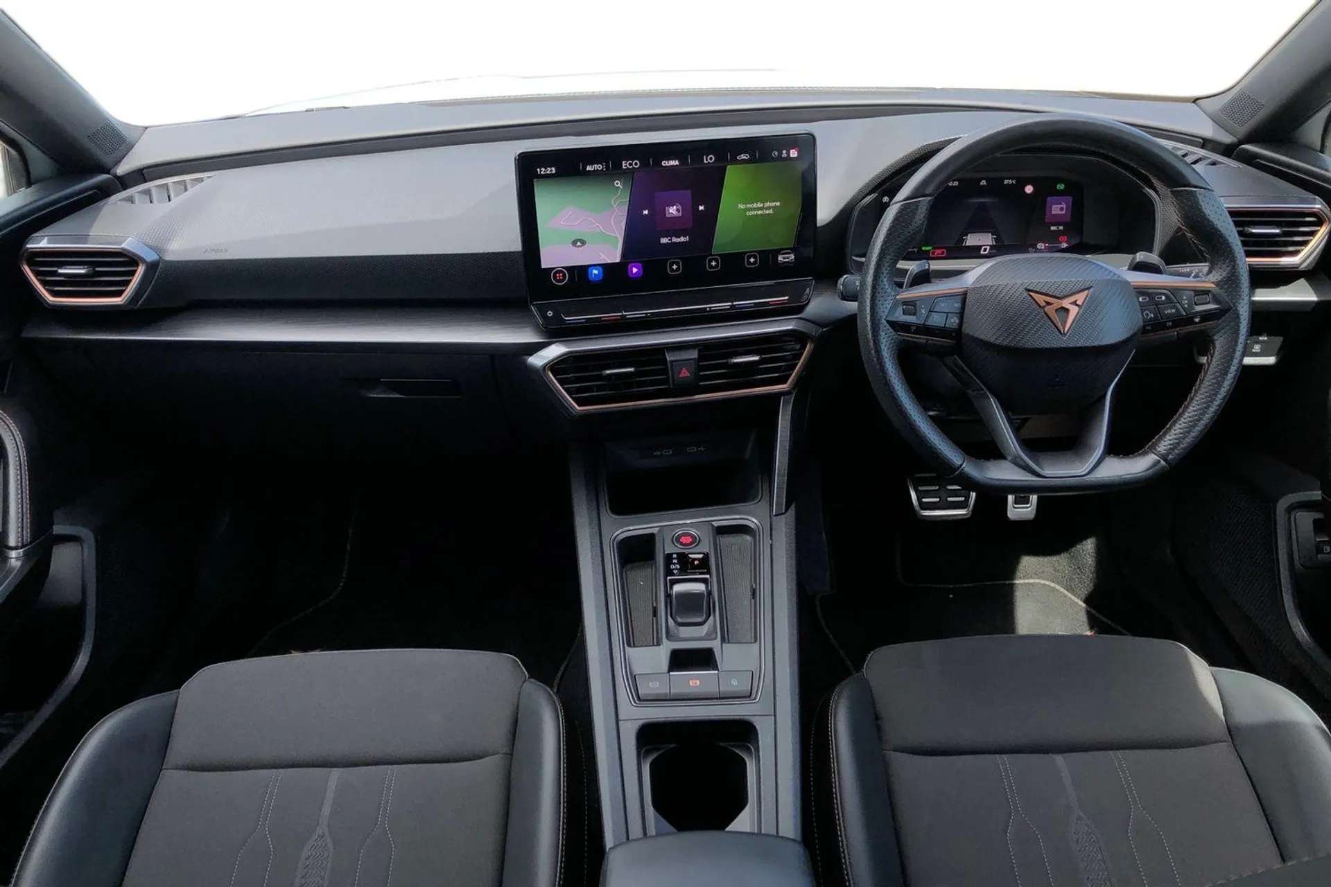 A 2024 CUPRA LEON 1.4 eHybrid VZ2 Design Edition 5dr DSG [19" Performance satin black and copper alloy wheelsWireless phone charger,Park assist (inc front/rear parking A 2024 CUPRA LEON 1.4 eHybrid VZ2 Design Edition 5dr DSG [19" Performance satin black and copper alloy wheelsWireless phone charger,Park assist (inc front/rear parking