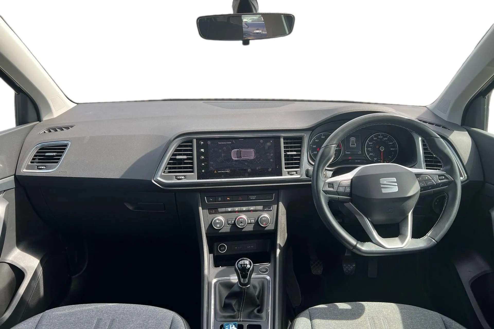 A 2022 SEAT ATECA 1.5 TSI EVO SE Technology 5dr [ Wireless phone charger , Self parking functionality (includes front and rear parking sensors) , Interior lighting pack A 2022 SEAT ATECA 1.5 TSI EVO SE Technology 5dr [ Wireless phone charger , Self parking functionality (includes front and rear parking sensors) , Interior lighting pack