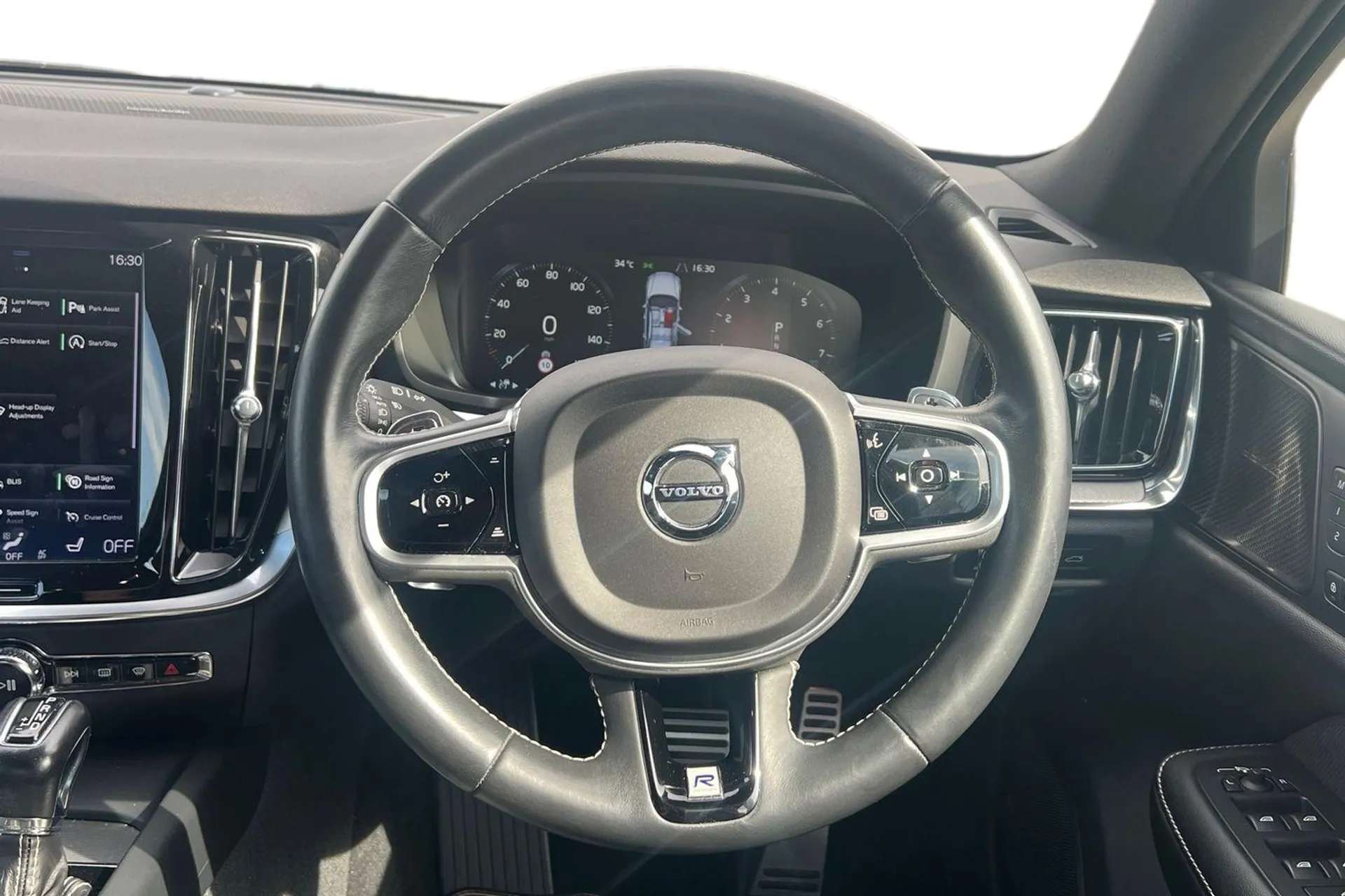 2019 VOLVO S60 2019 VOLVO S60