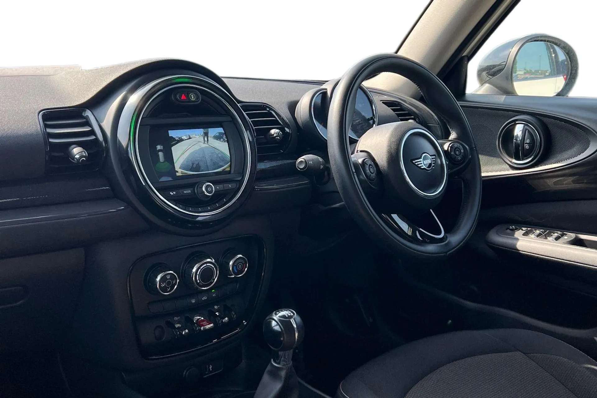 2018 MINI CLUBMAN 2018 MINI CLUBMAN