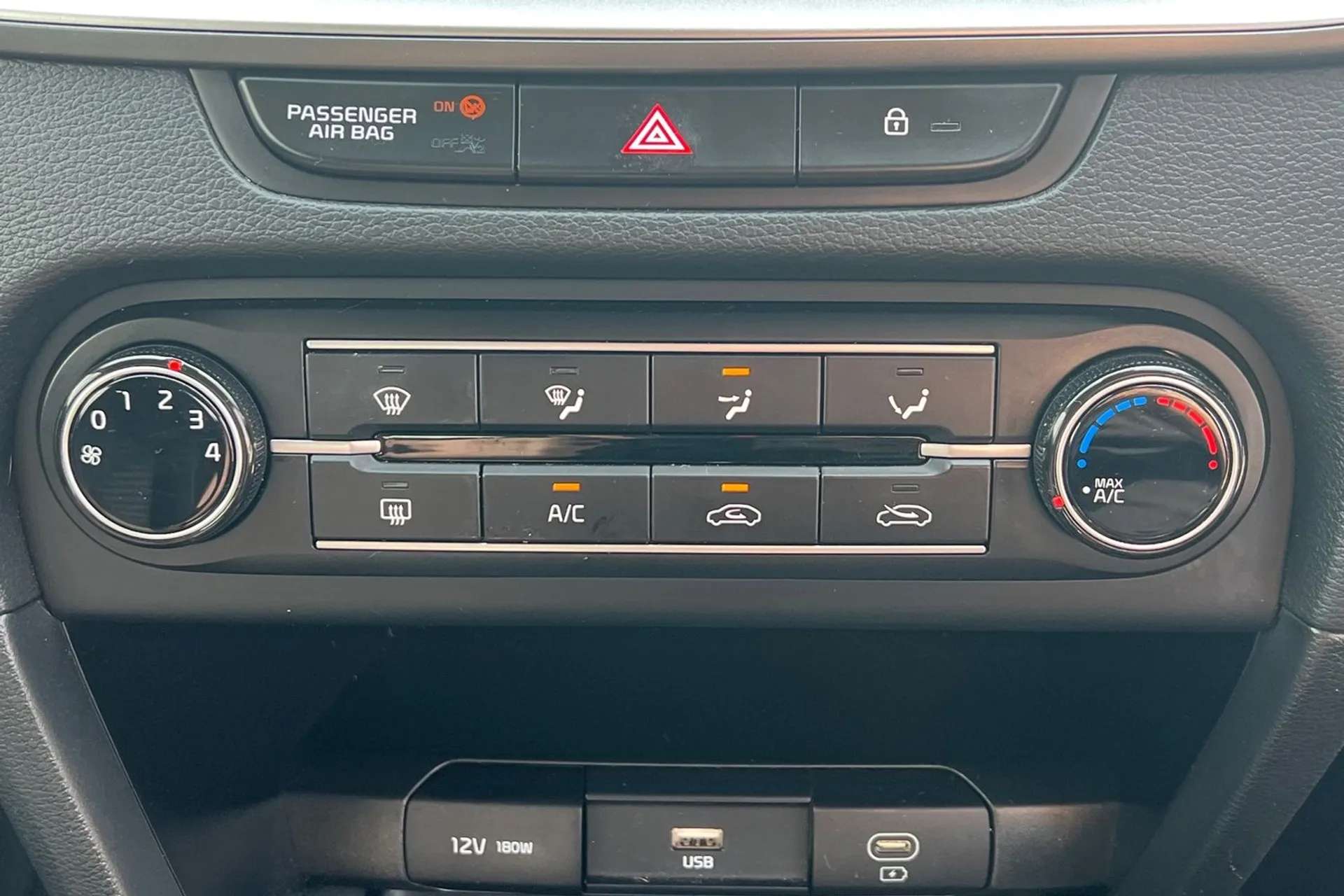 2023 KIA XCEED 2023 KIA XCEED