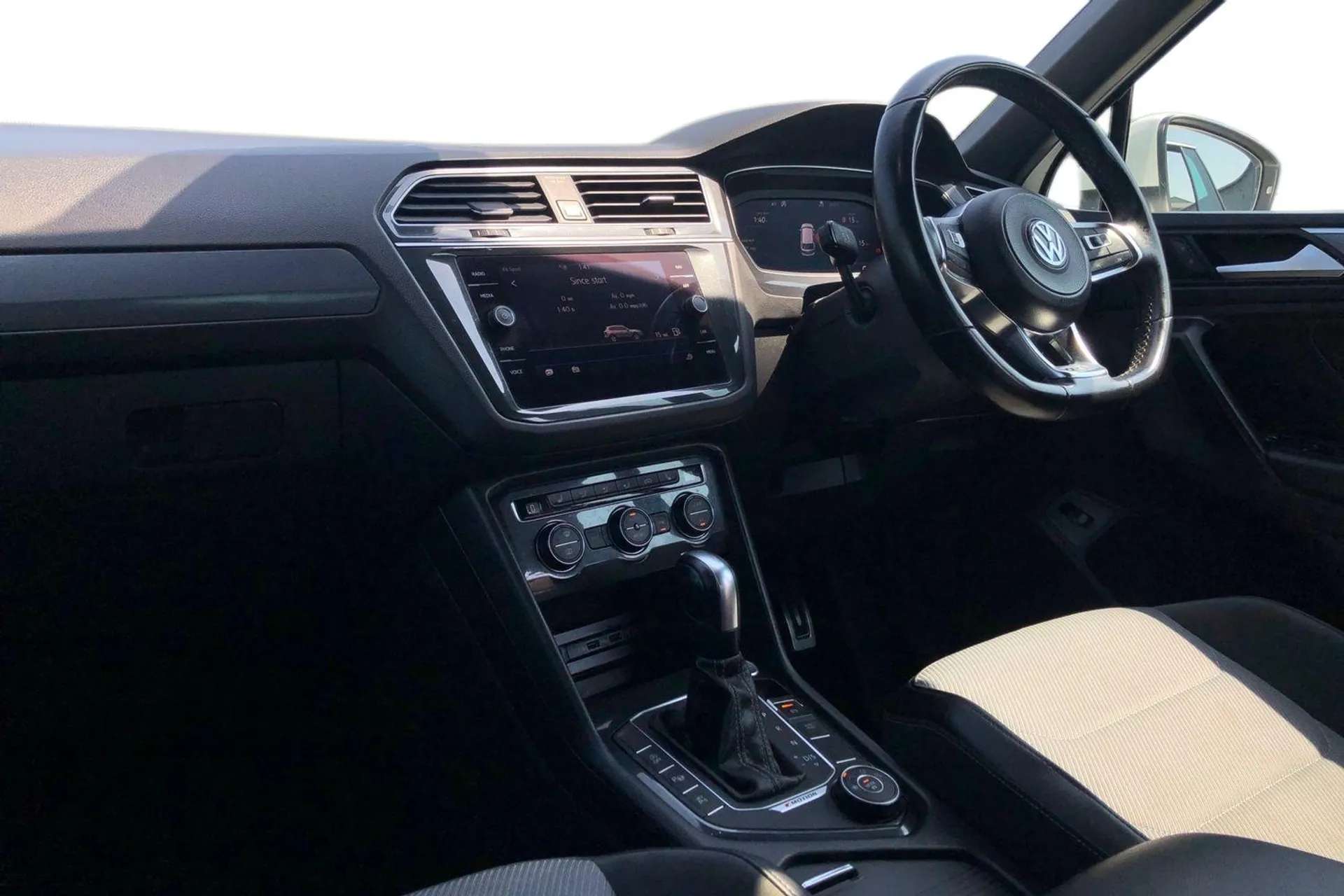 2020 VOLKSWAGEN TIGUAN 2020 VOLKSWAGEN TIGUAN
