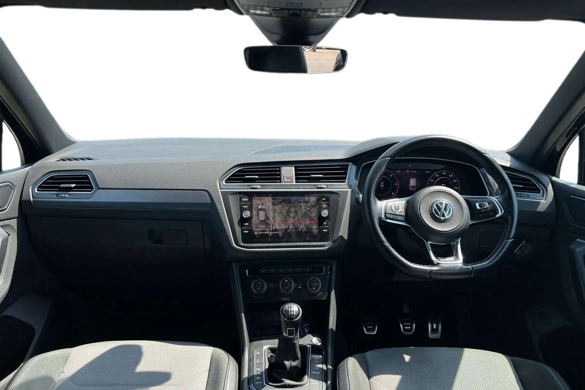 2018 VOLKSWAGEN TIGUAN 2018 VOLKSWAGEN TIGUAN