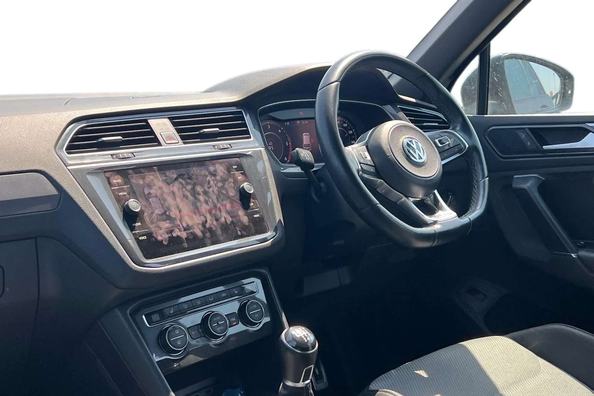 2018 VOLKSWAGEN TIGUAN 2018 VOLKSWAGEN TIGUAN
