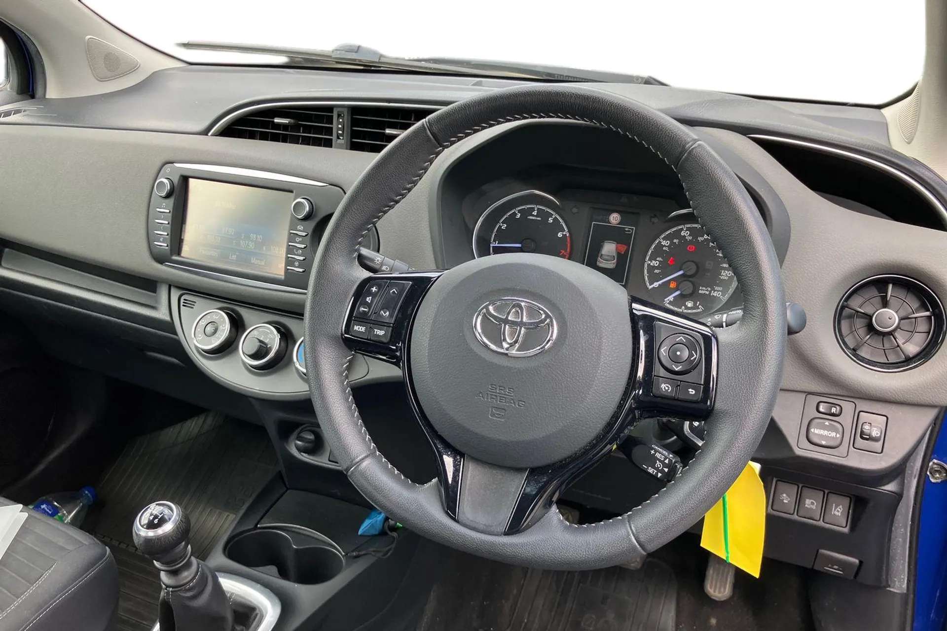 2017 TOYOTA YARIS 2017 TOYOTA YARIS